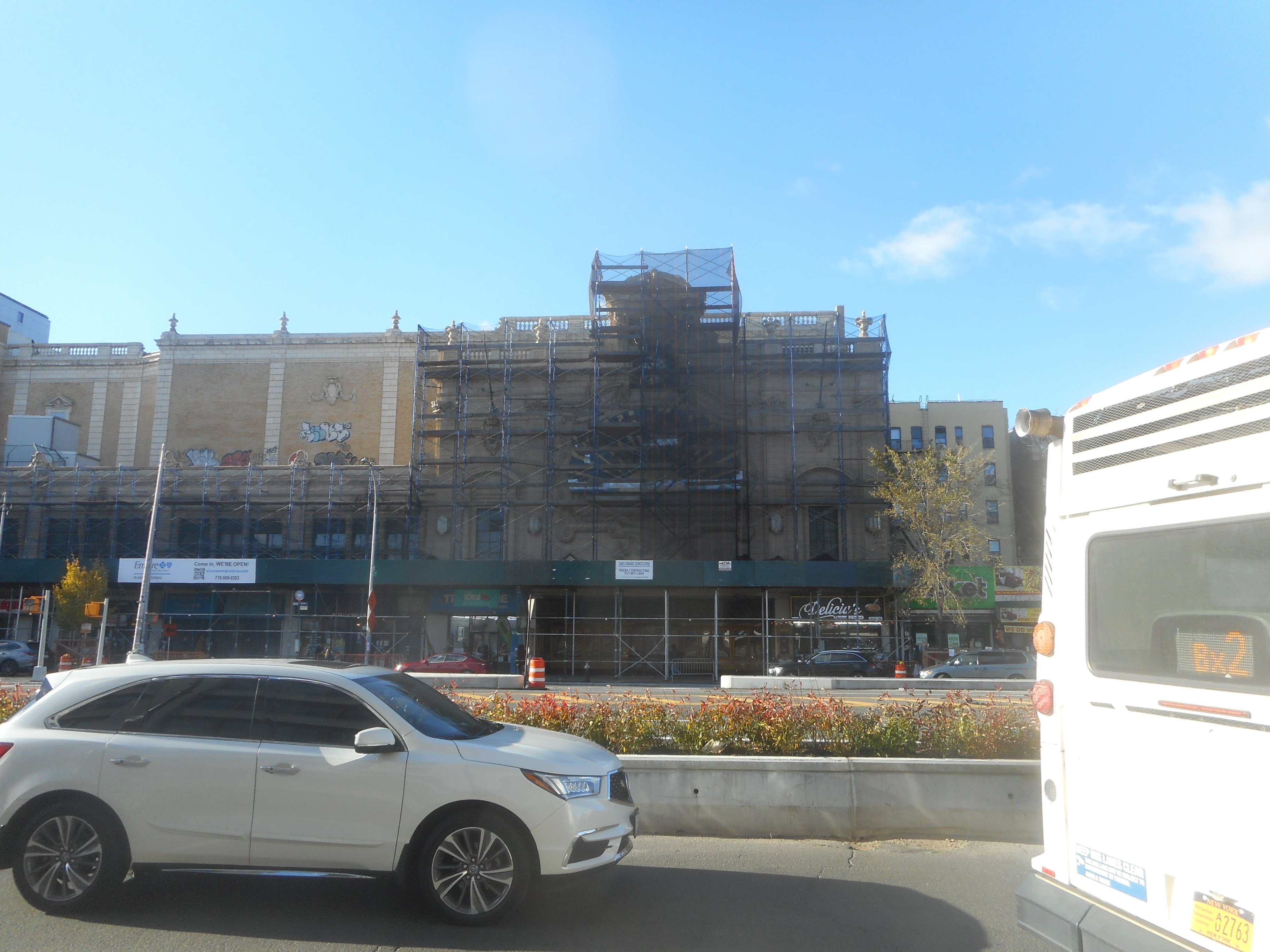 NYC metro scaffold and facade access support